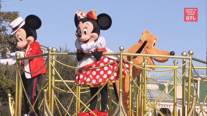 Tokyo Disneyland's new Minnie parade