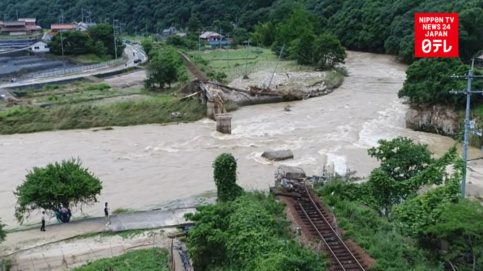 Flooding and landslides leave railroads paralyzed