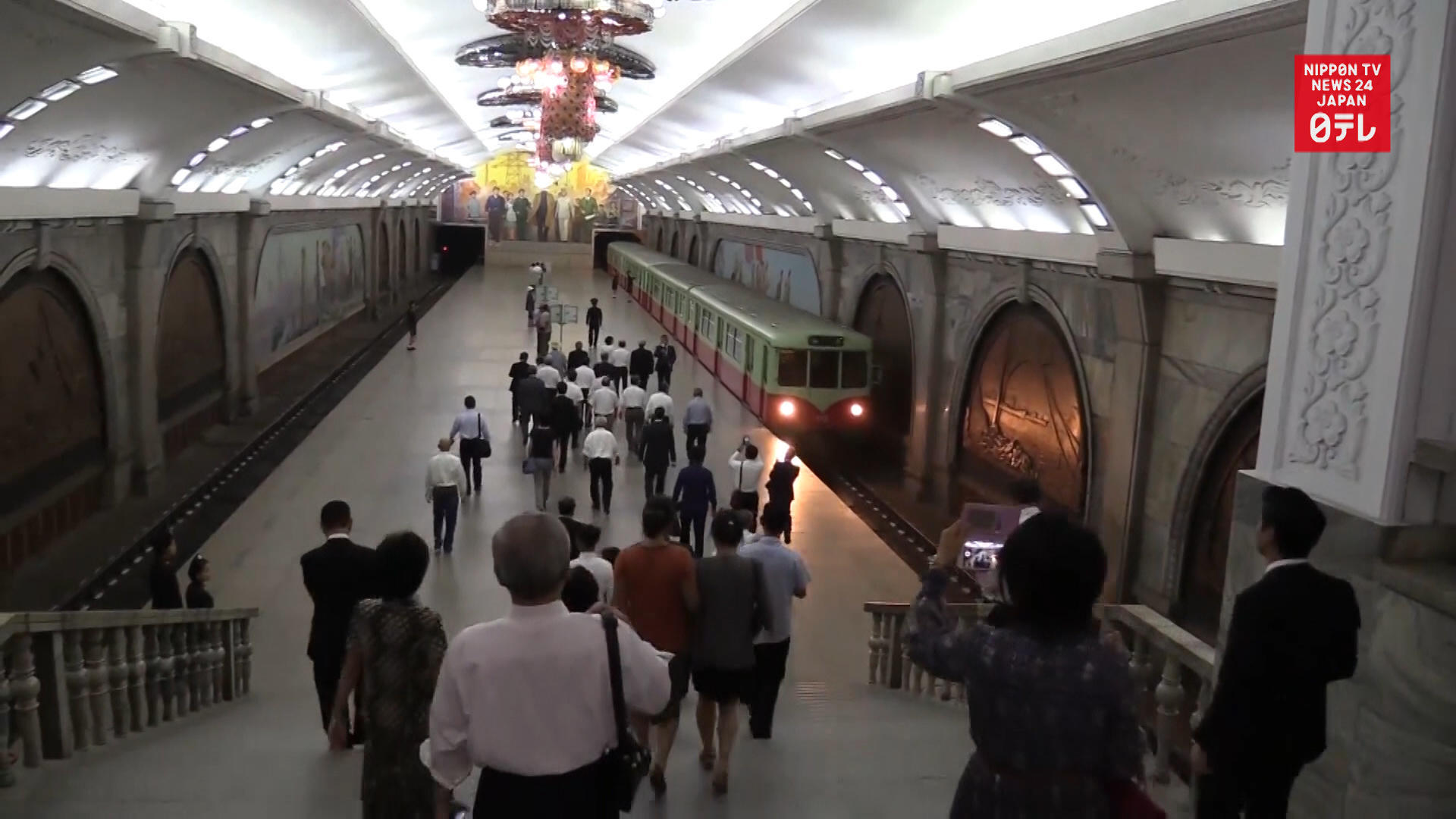 Video of diplomatic ceremony and subway in North Korea