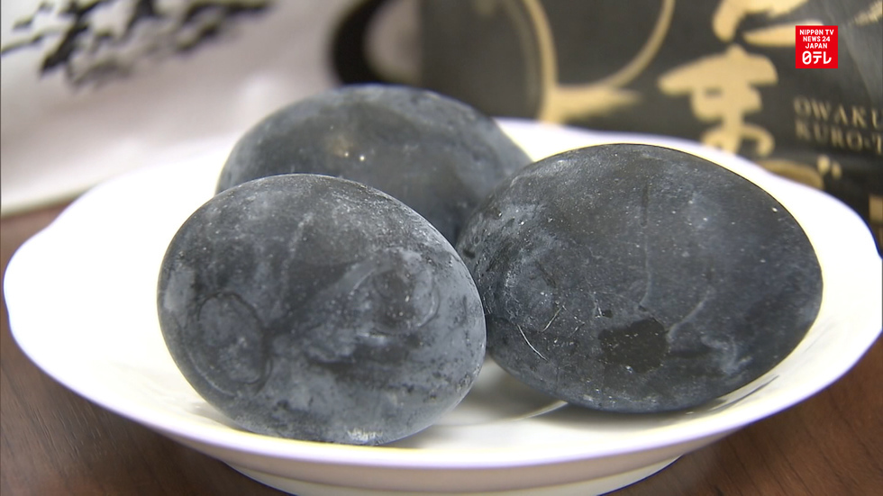 Hakone black eggs go back on sale