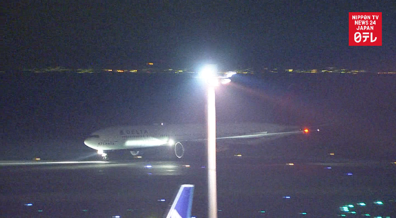 Delta flight makes emergency landing after report of smoke