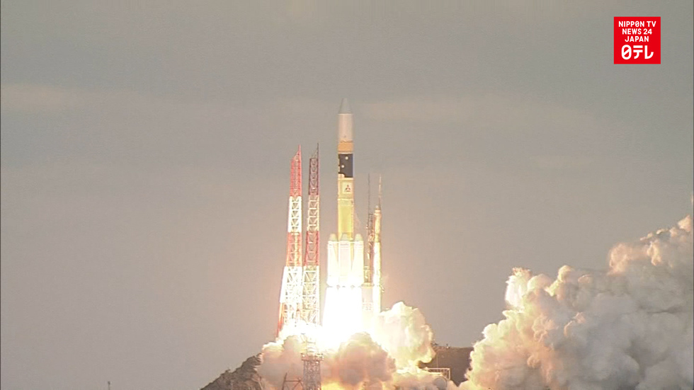 Japan's first defense satellite launched successfully
