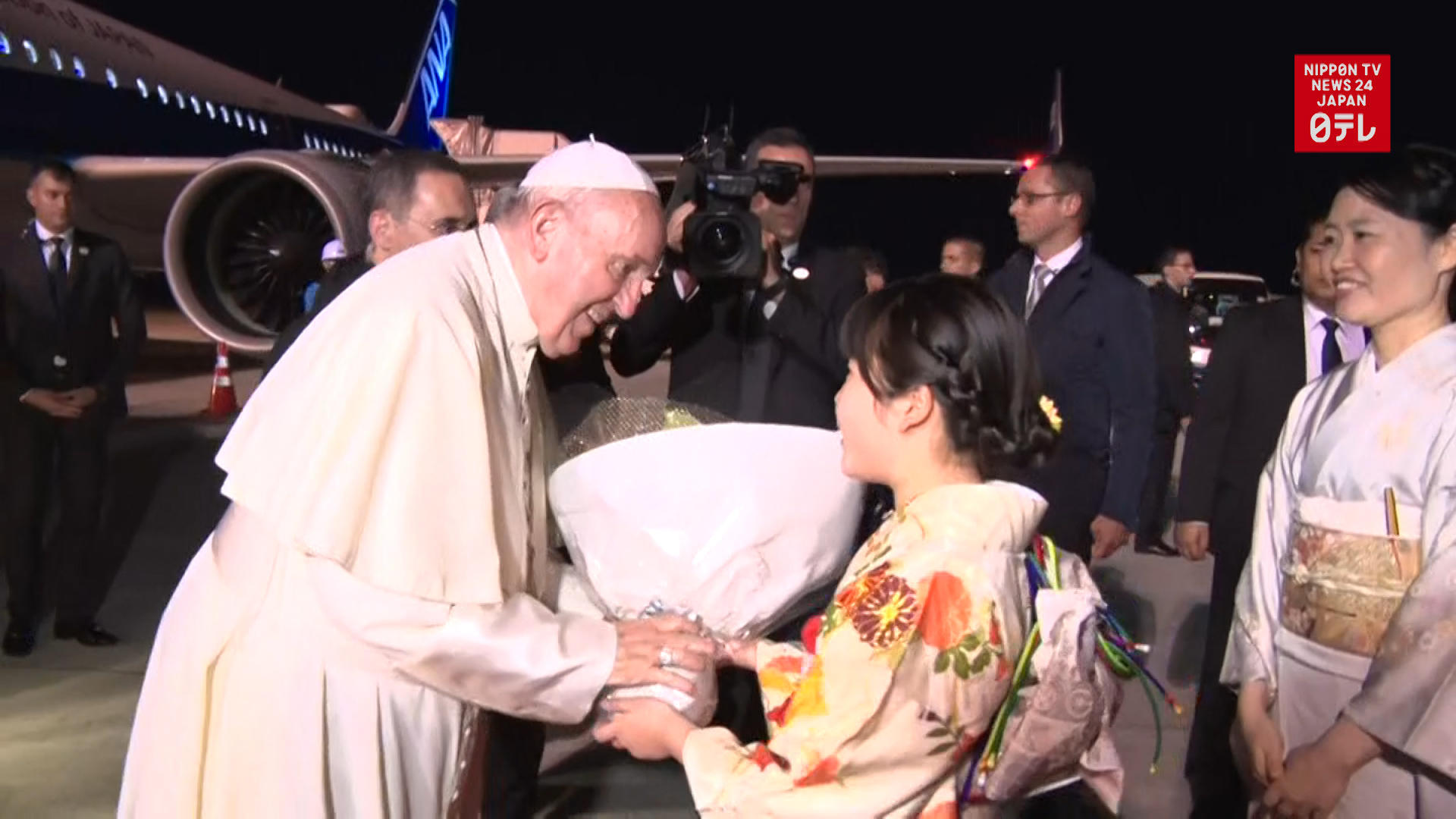 Pope Francis appeals for peace in Hiroshima