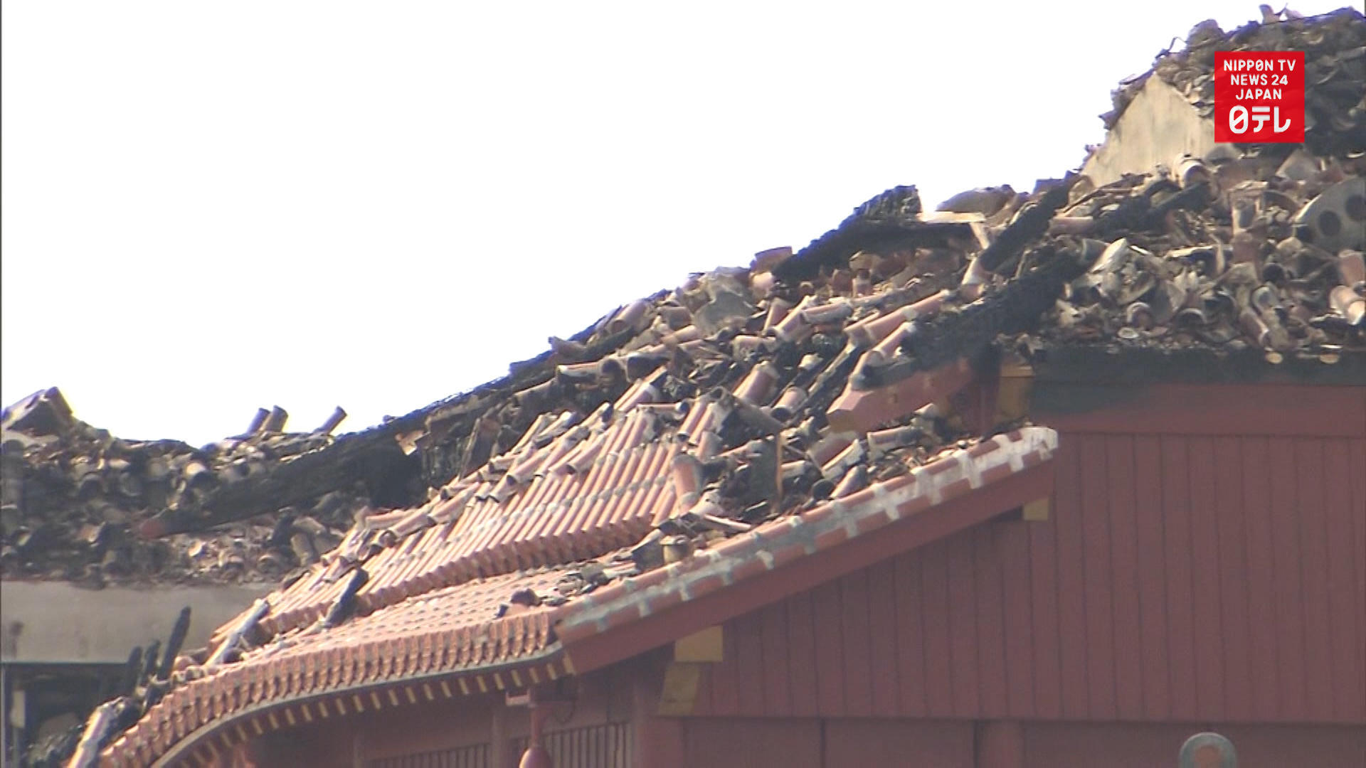 Shuri Castle roof tiles cannot be replaced