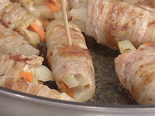 じゃが芋とにんじんの肉巻き カレー風味 キユーピー3分クッキング 日本テレビ じゃが芋とにんじんの肉巻き カレー風味 キユーピー3分クッキング 日本テレビ