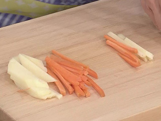 じゃが芋とにんじんの肉巻き カレー風味 キユーピー3分クッキング 日本テレビ じゃが芋とにんじんの肉巻き カレー風味 キユーピー3分クッキング 日本テレビ