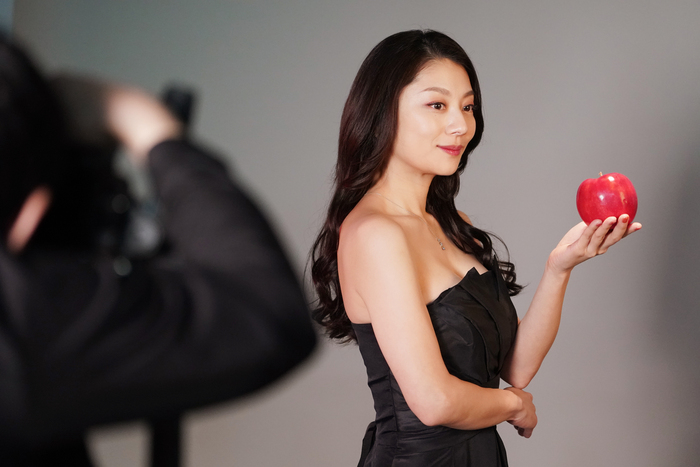 美食探偵 明智五郎」中村倫也、小芝風花、そして小池栄子が原作の世界