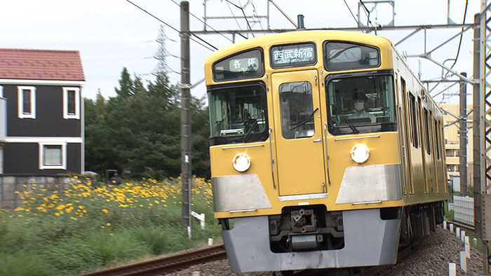 なぎら健壱が西武拝島線・新宿線でぶらり途中下車の旅｜ぶらり途中下車