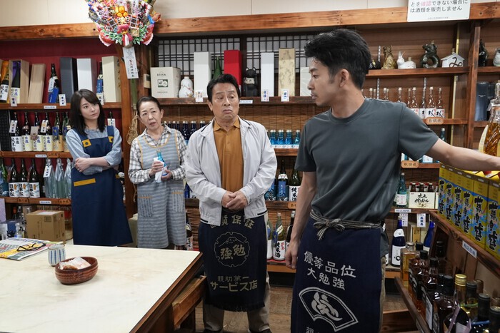 コントが始まる 仲野太賀 木村文乃ら演じる 美濃輪家 がついに大集合 コントが始まる 日本テレビ