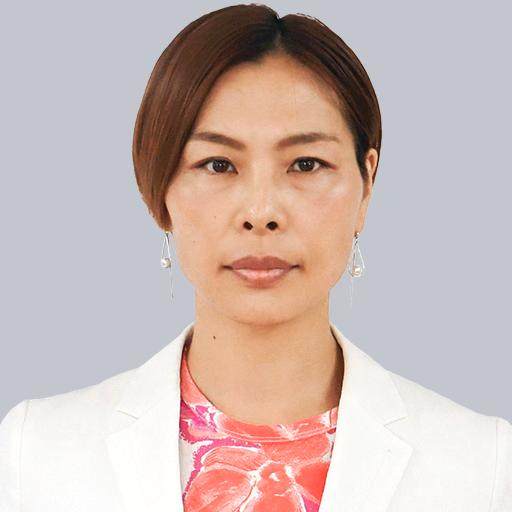 秋山 もえ氏の写真