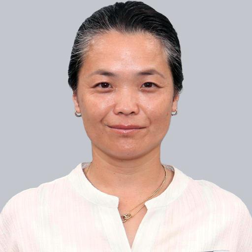 西山 理恵氏の写真