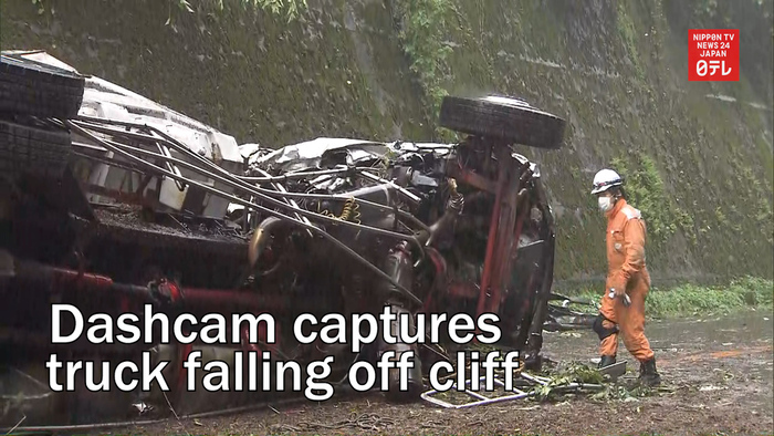 Dashcam captures truck falling off cliff