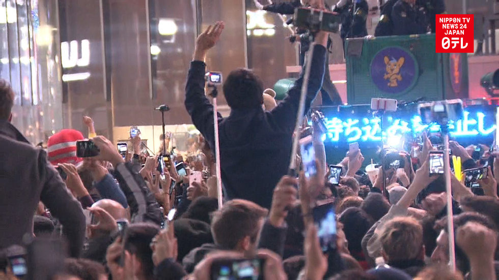 Tokyo celebrates New Year in Shibuya