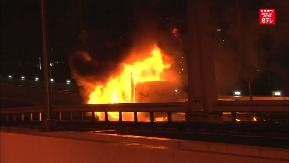 Hot wheels close highway