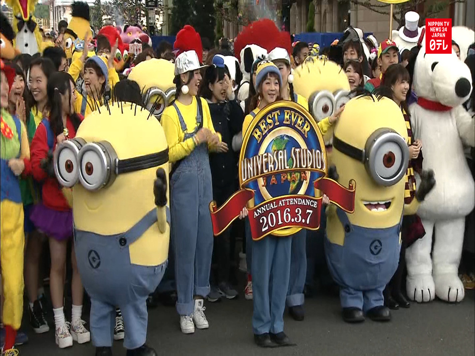 USJ draws record crowds