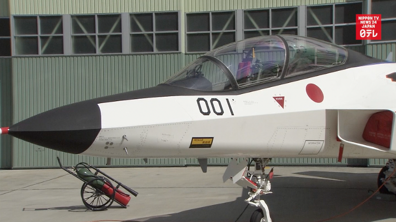 Japan shows off first stealth fighter  