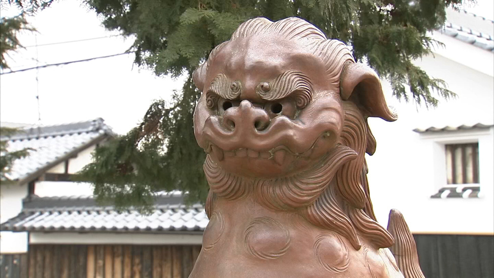 Statues stolen from eight shrines