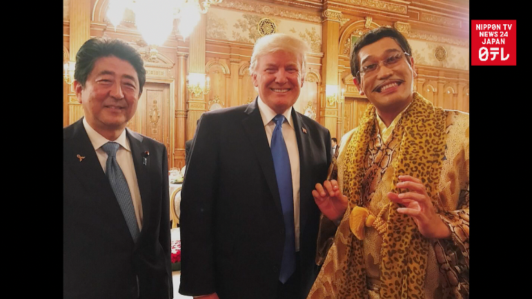 Abe hosts Trump at state banquet 