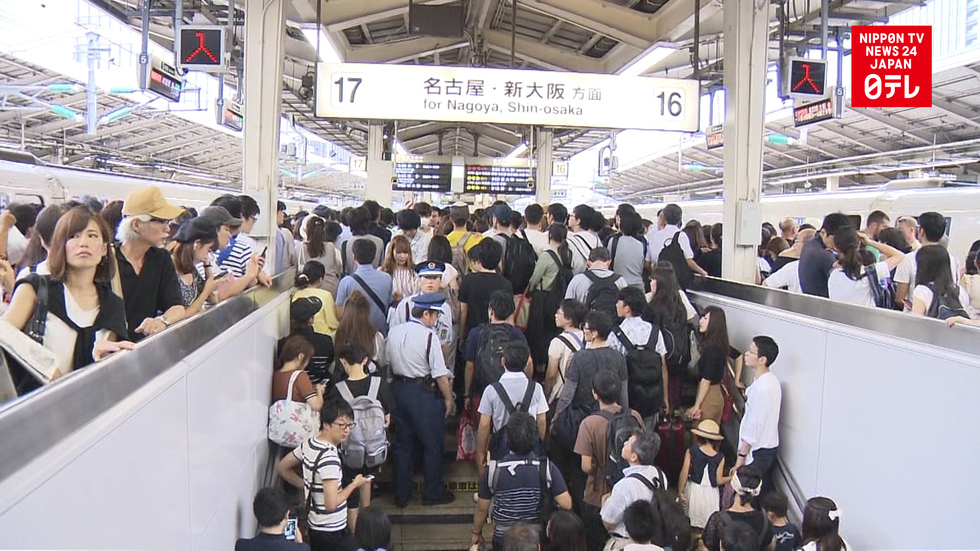 Obon summer holiday rush hits peak