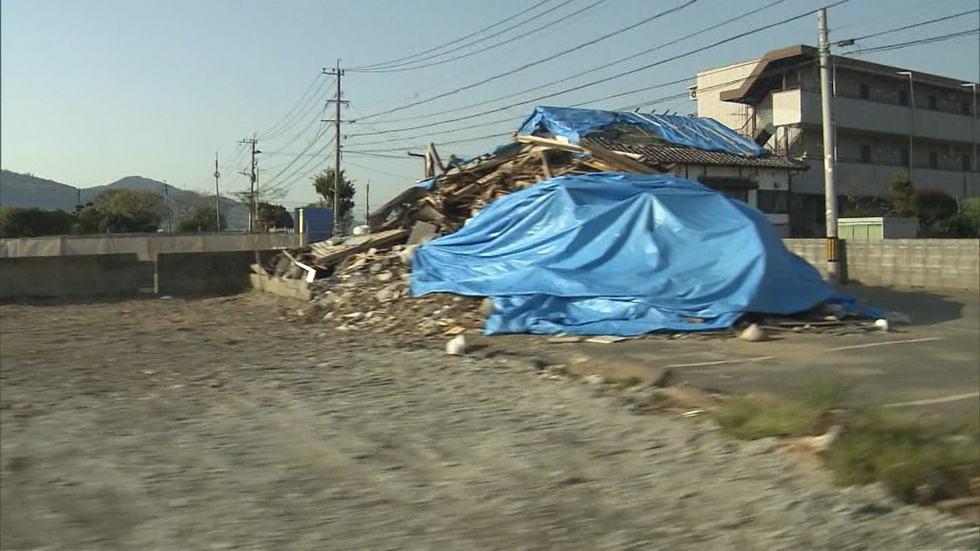Kumamoto recovering from earthquakes one year on