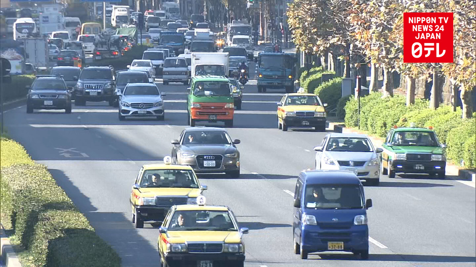 Police to allow self-driving car tests on public roads 