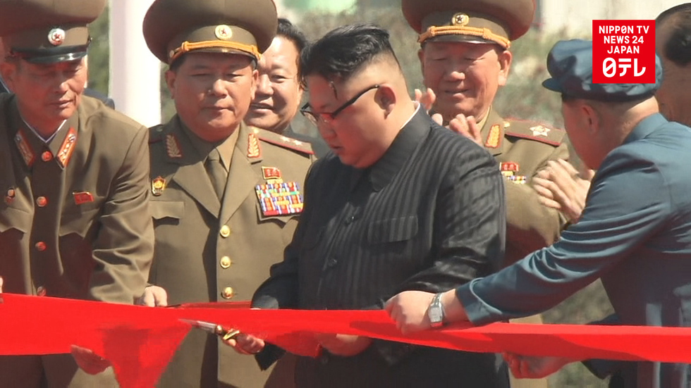 North Korean leader appears in front of international media 