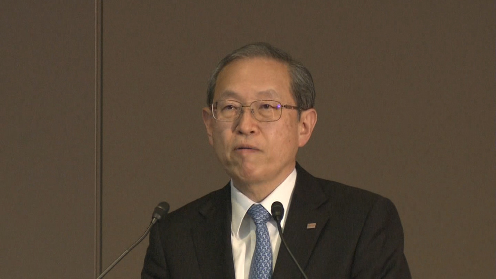 Toshiba to spin-off semiconductor business