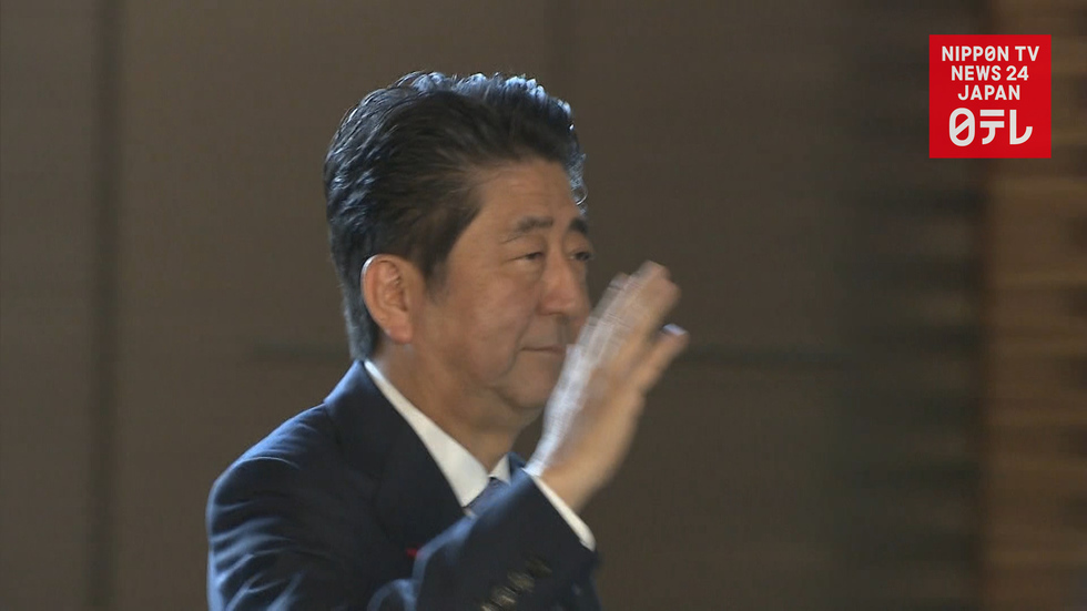Abe reshuffles cabinet