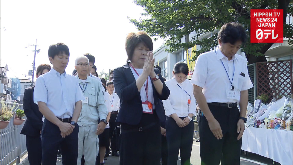 Nation mourns mega-quake victims