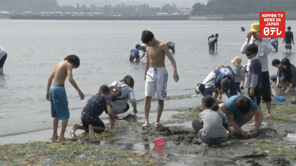 Summer heat blankets Japan  