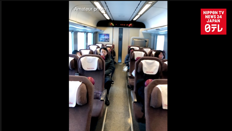 200 stuck in train overnight by heavy snow