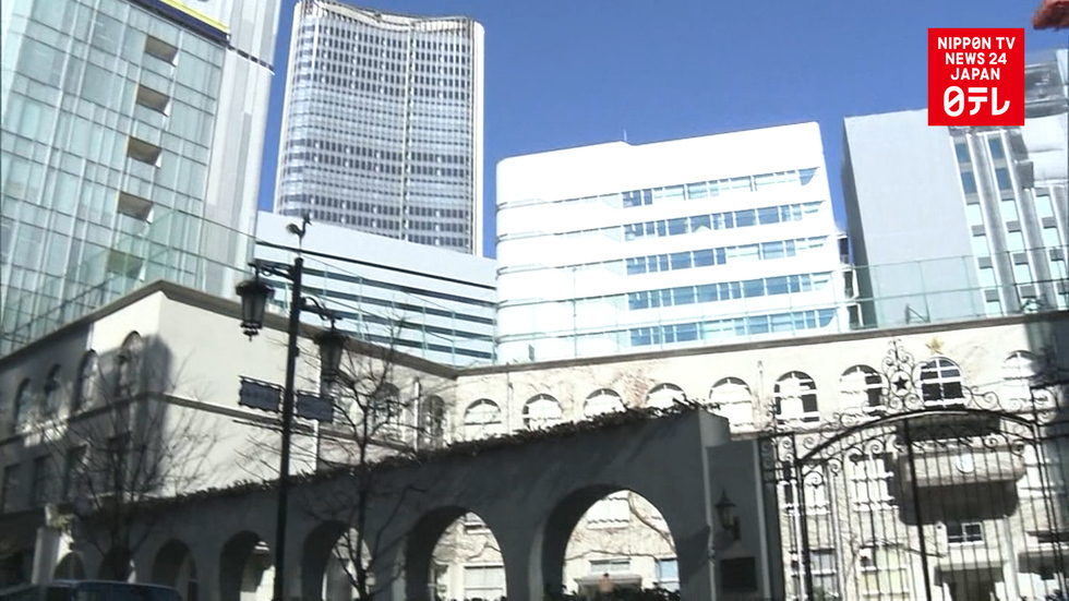 Public school in Ginza adopts Armani uniforms