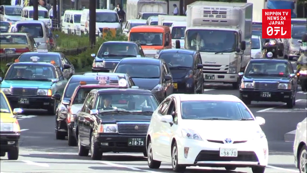 Japan traffic deaths drop to record low