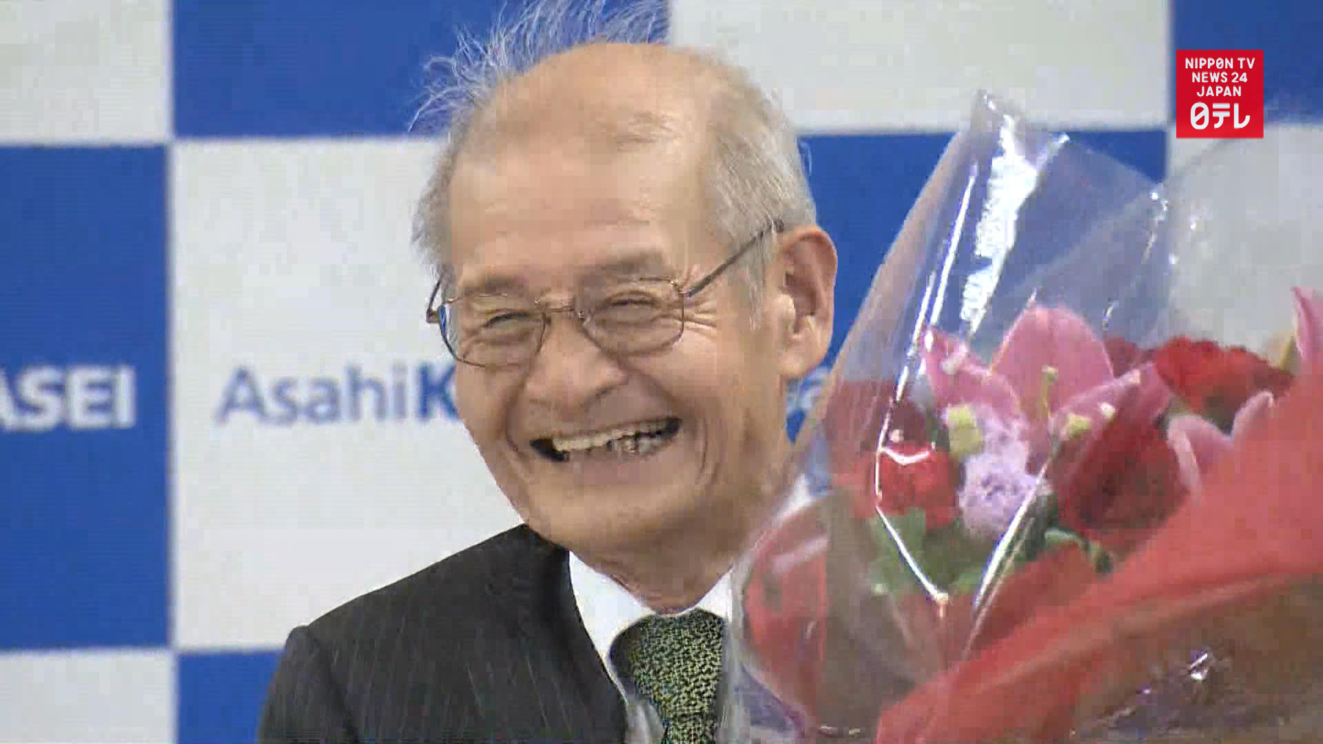 Japan's Nobel prize winner speaks of difficulties