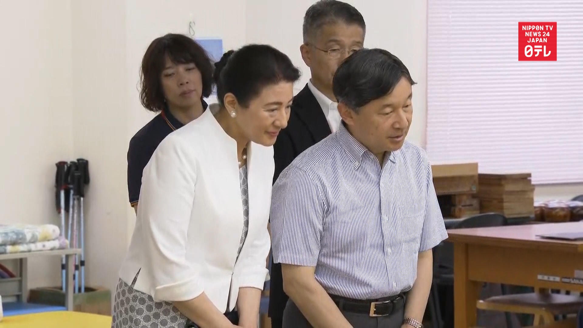 Emperor, empress visit Niigata