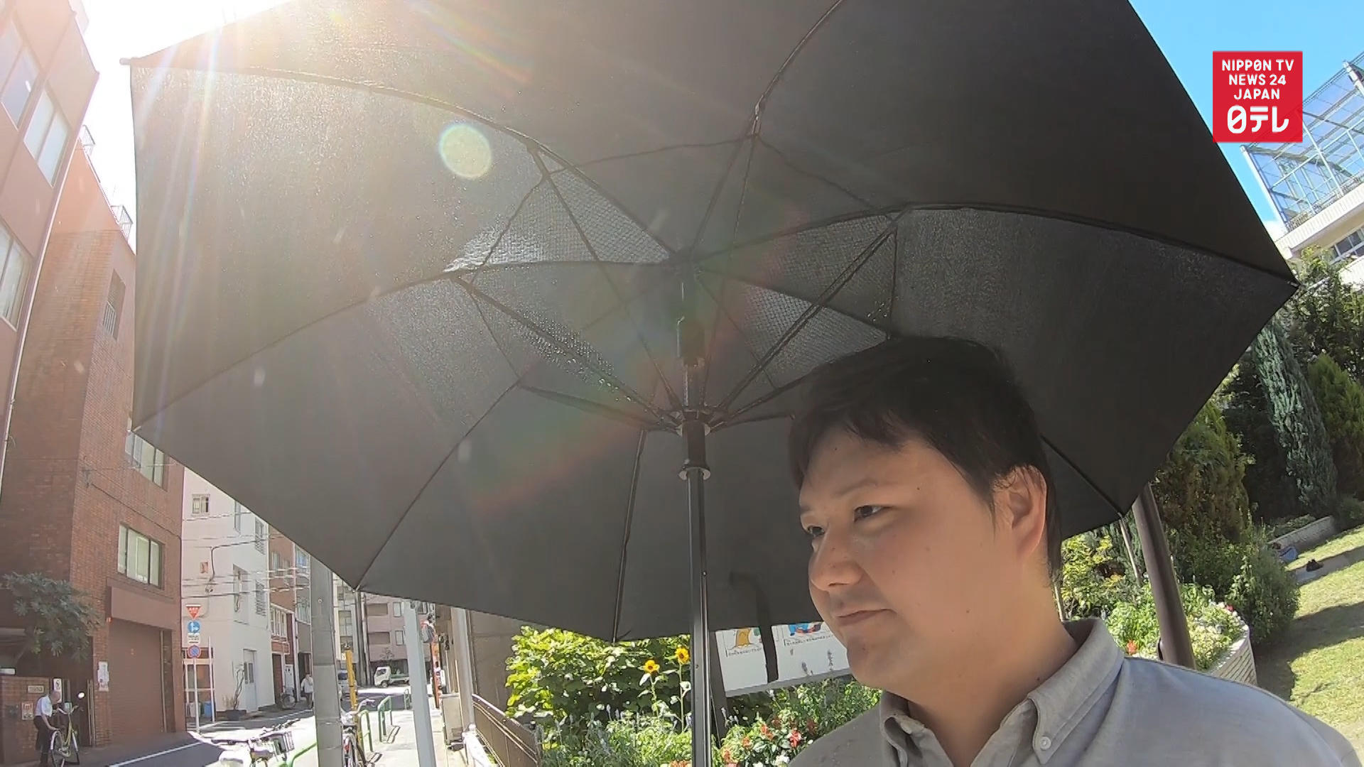 Fan-brella helps beat the heat