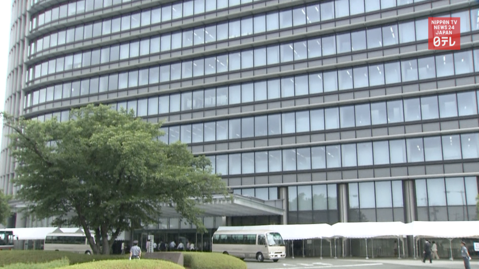 Toyota sales hit record, profit drops 