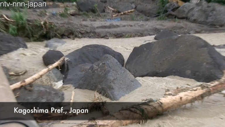 Record rains drench Kyushu 