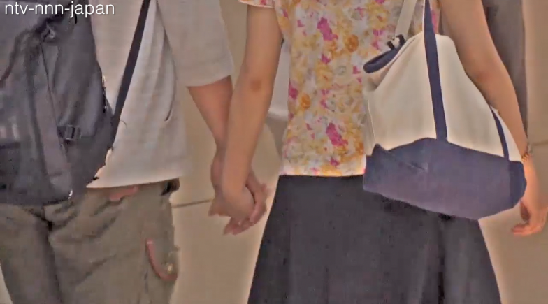 Young singles find love a drag