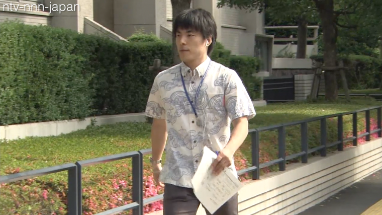 Folks dress down for Super Cool Biz