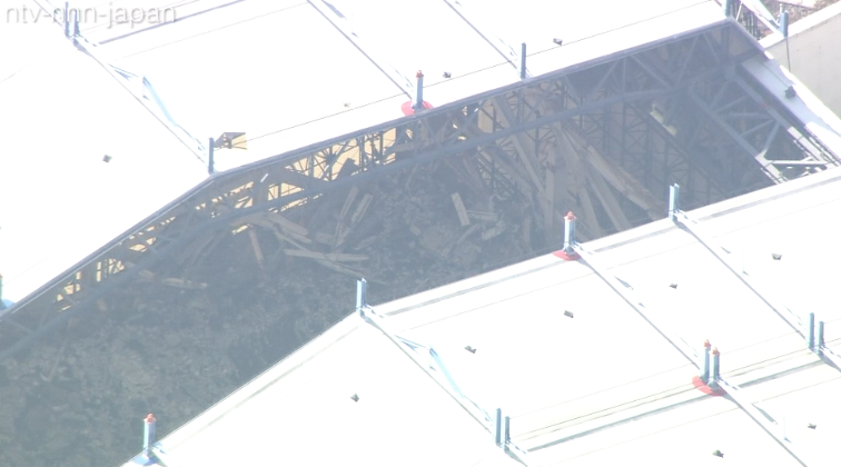 Tepco starts removing cover from Fukushima plant