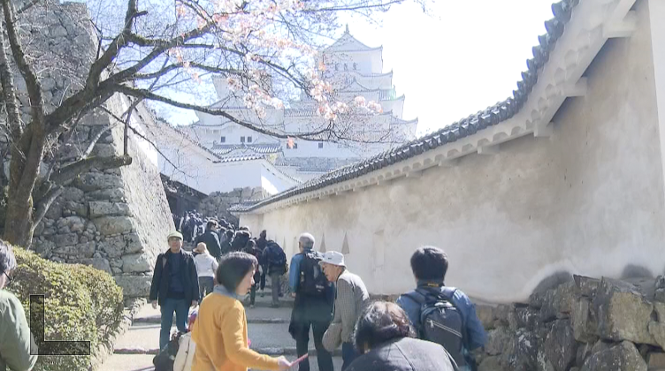 Himeji Castle reopens after $200 mil renovation