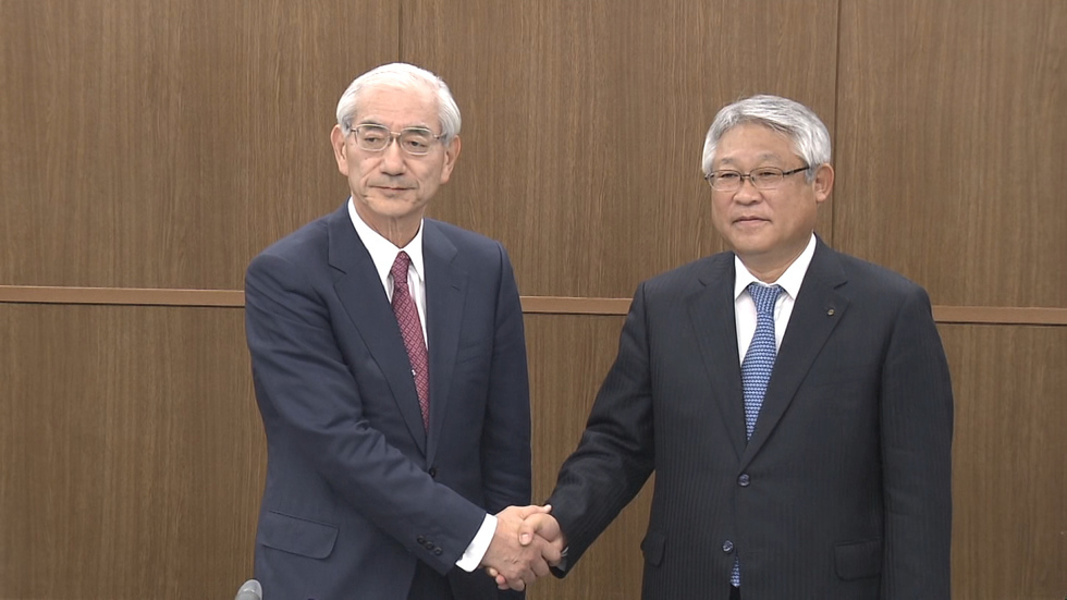 Japan's biggest steel maker plans to buy a rival firm