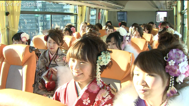 Hato Bus women celebrate Coming-of-Age