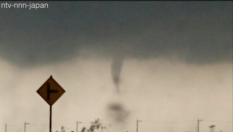 Tornados hit central Japan
