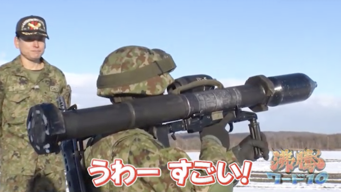 カズレーザーが日本唯一の機甲師団・第7師団に潜入!実弾射撃訓練 カズレーザーが日本唯一の機甲師団・第7師団に潜入!実弾射撃訓練