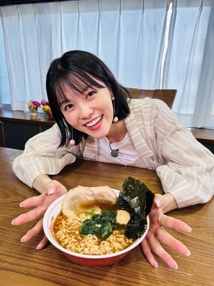志田彩良「家系ラーメン」の食べ方の奥義披露＆味当て企画も！佐野勇斗
