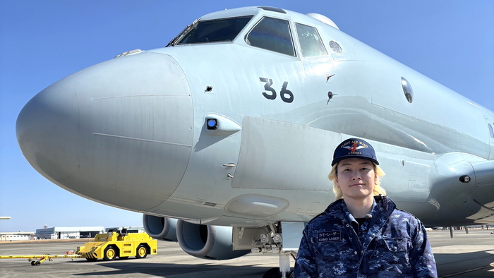 アメリカ海軍航空技術訓練センター厚木基地ワンピースチャレンジ カズレーザーが海上自衛隊・厚木航空基地に潜入 潜水艦を探知する「P-1