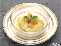 四川豆花飯荘：果肉たっぷりマンゴープリン