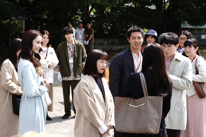 間宮祥太朗×新木優子W主演『良いこと悪いこと』ポスター